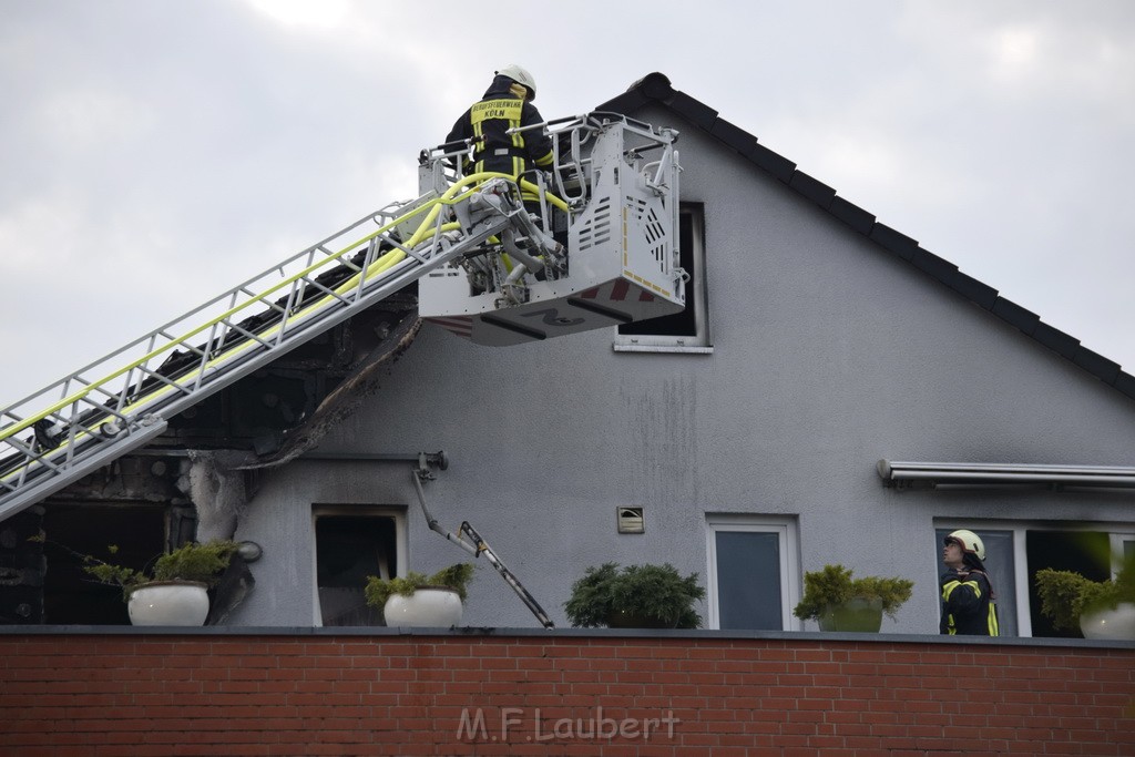 Feuer 2 Y Koeln Suerth Elisabeth Selbertstr P066.JPG - Miklos Laubert